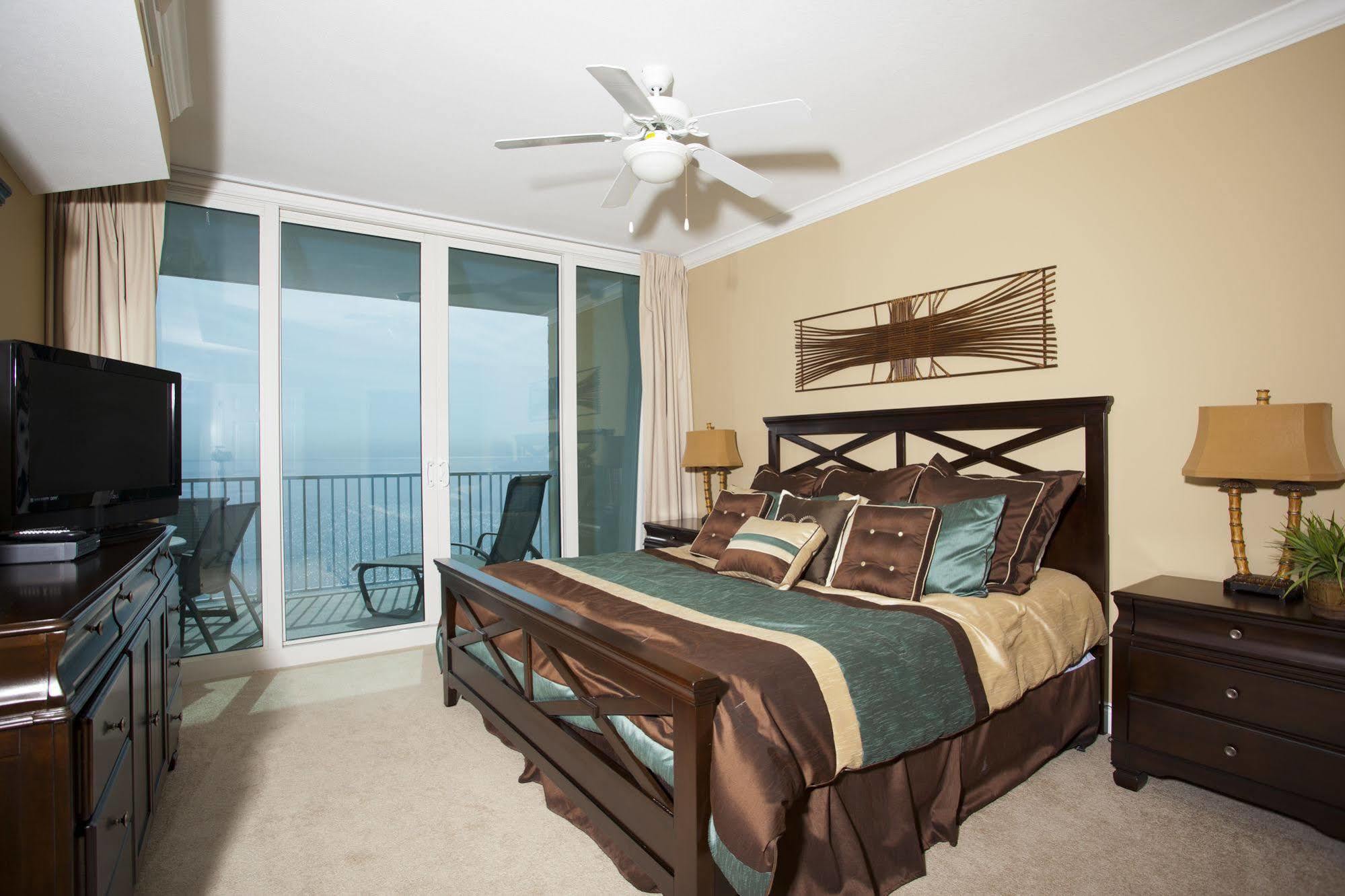 גולף שורז San Carlos By Youngs Sun Coast מראה חיצוני תמונה